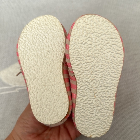 Beautiful Handmade Zuzzi Shoes - Picture 4 of 5